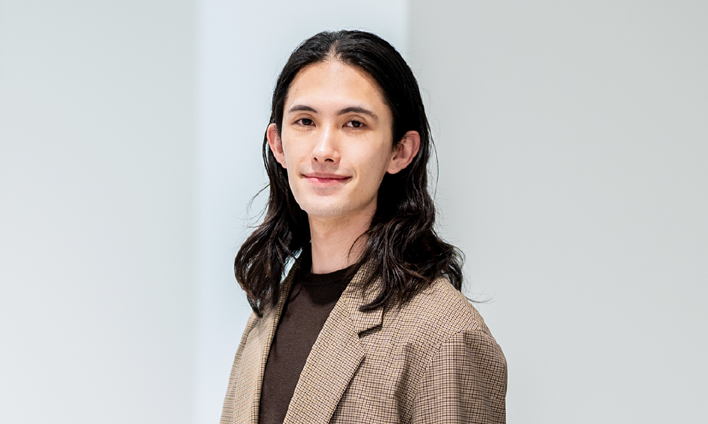 生駒 穣海（イコマ ジョウ）の写真